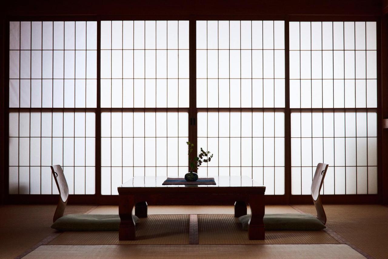 Tsukasaya Ryokan Цуруока Экстерьер фото